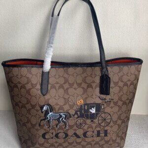 Coach Halloween tote and pumpkin driver coach wagon new